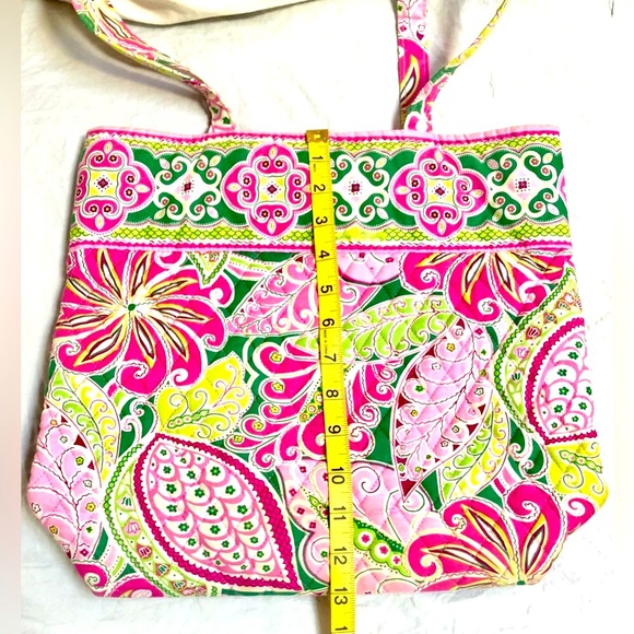 VERA BRADLEY Shoulder Strap TOTE Purse Retired Pinwheel Pink size 14x12 EUC - Picture 9 of 12